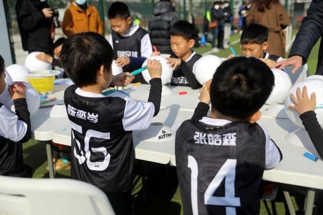 1673256845913053769.jpg zxb2.jpg