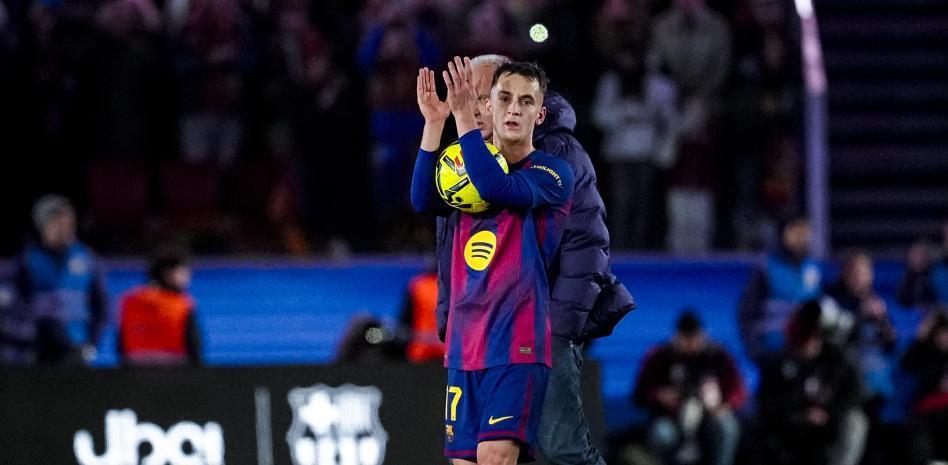 开云体育官网-世体：加拉塔萨雷有意卡萨多，但球员想留在巴萨